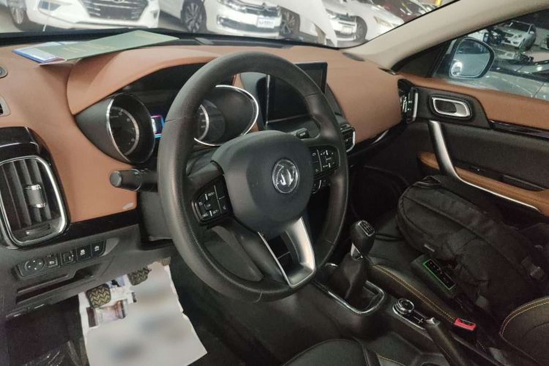 Used Dongfeng Aeolus AX4 2017 1.6L Manual ChaoShang Model Steering Wheel