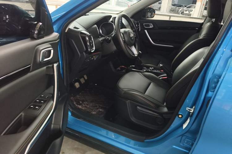 Used Dongfeng Aeolus AX4 2017 1.6L Manual ChaoShang Model Driver Seat