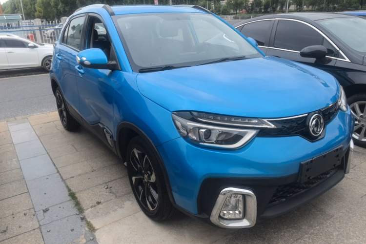 Used Dongfeng Aeolus AX4 2017 1.6L DCT Trendy Style Front Right 45 Deg