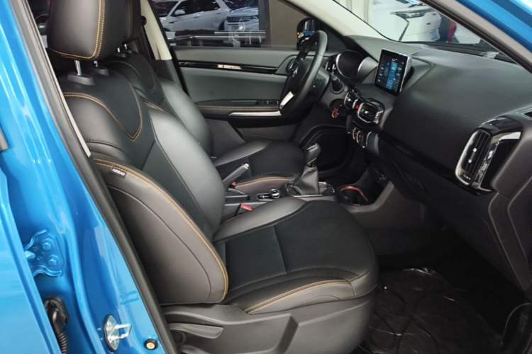 Used Dongfeng Aeolus AX4 2017 1.6L Manual ChaoShang Model Right Front Seat