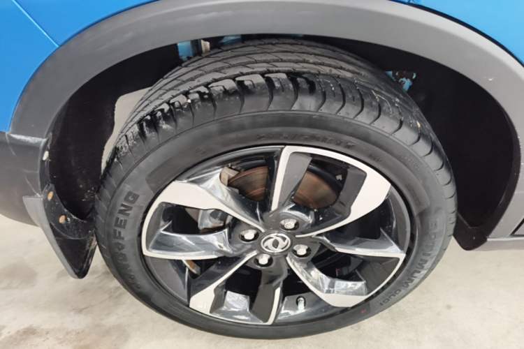 Used Dongfeng Aeolus AX4 2017 1.6L Manual ChaoShang Model Right Rear Wheel Hub