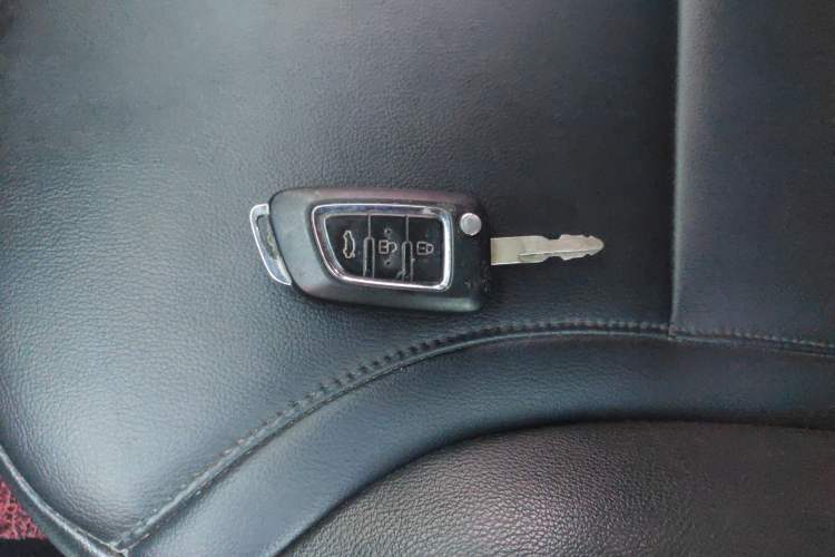Used Dongfeng Aeolus AX4 2017 1.6L DCT Trendy Style Vehicle Key