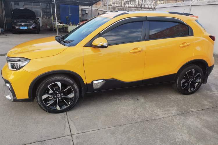 Used Dongfeng Aeolus AX4 2017 1.4T DCT Trendy & Stylish Model Exterior 4