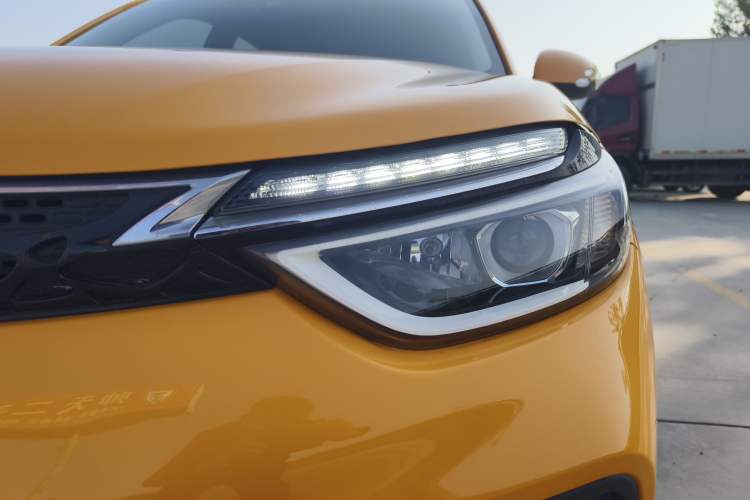 Used Dongfeng Aeolus AX4 2017 1.6L Manual Chao Yue Model Left Front Headlight