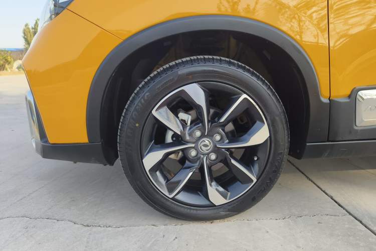 Used Dongfeng Aeolus AX4 2017 1.6L Manual Chao Yue Model Left Front Wheel Hub