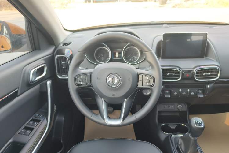 Used Dongfeng Aeolus AX4 2017 1.6L Manual Chao Yue Model Steering Wheel