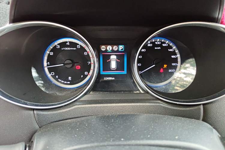 Used Dongfeng Aeolus AX4 2017 1.6L DCT Trendy Style Odometer Close Up