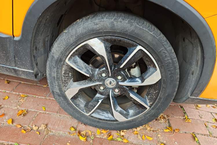 Used Dongfeng Aeolus AX4 2017 1.6L DCT Trendy Style Right Front Wheel Hub