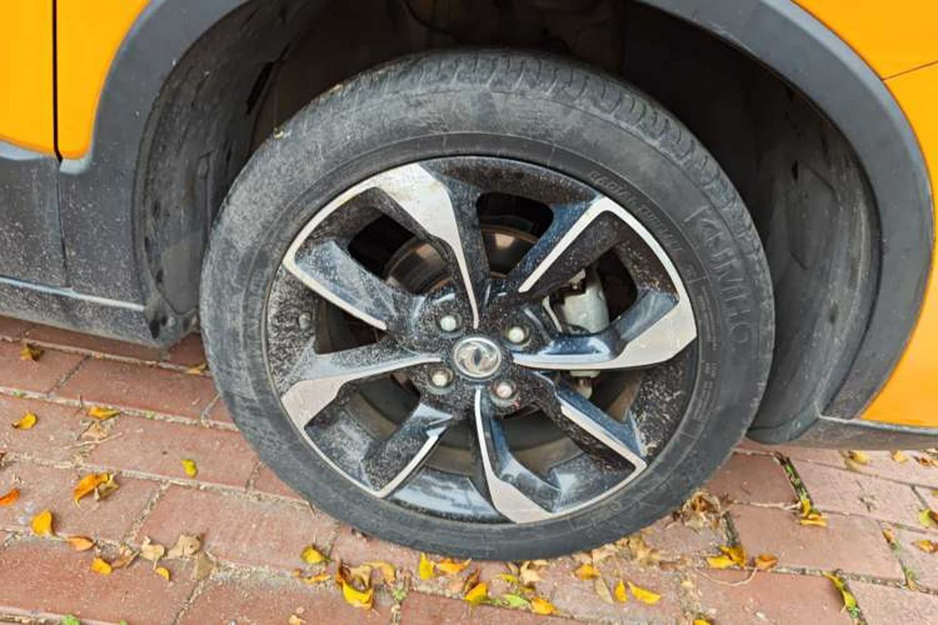 Used Dongfeng Aeolus AX4 2017 1.6L DCT Trendy Style Right Front Wheel Hub