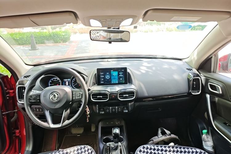 Used Dongfeng Aeolus AX4 2017 1.6L DCT Trendy Style Center Console