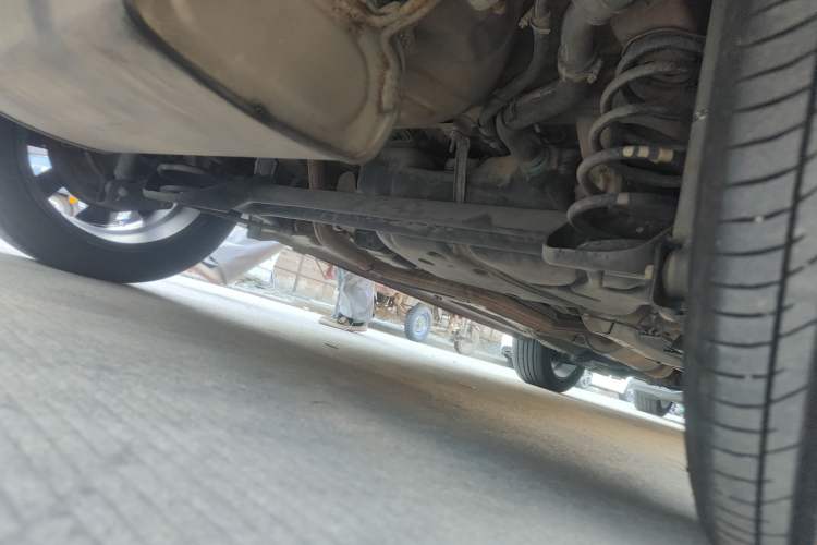 Used Dongfeng Aeolus AX4 2017 1.4T DCT Trendy Edition Chassis Rear
