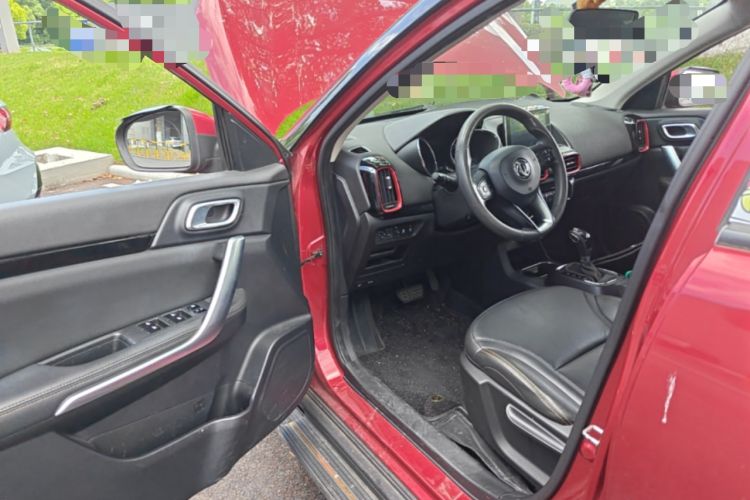 Used Dongfeng Aeolus AX4 2017 1.6L DCT Trendy Style Driver Seat