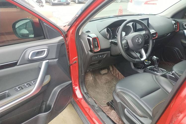 Used Dongfeng Aeolus AX4 2017 1.6L DCT Trendy Style Driver Seat