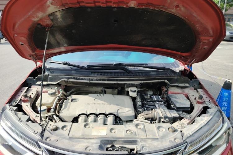 Used Dongfeng Aeolus AX4 2017 1.6L DCT Trendy Style Engine Bay