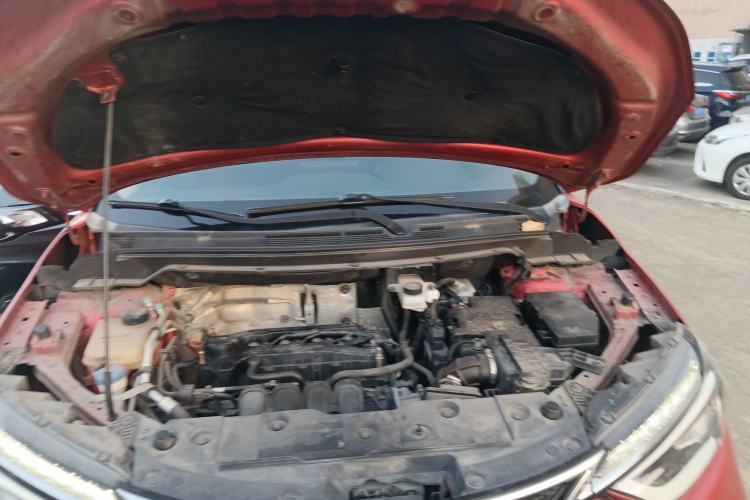 Used Dongfeng Aeolus AX4 2017 1.6L DCT Trendy Style Engine Bay