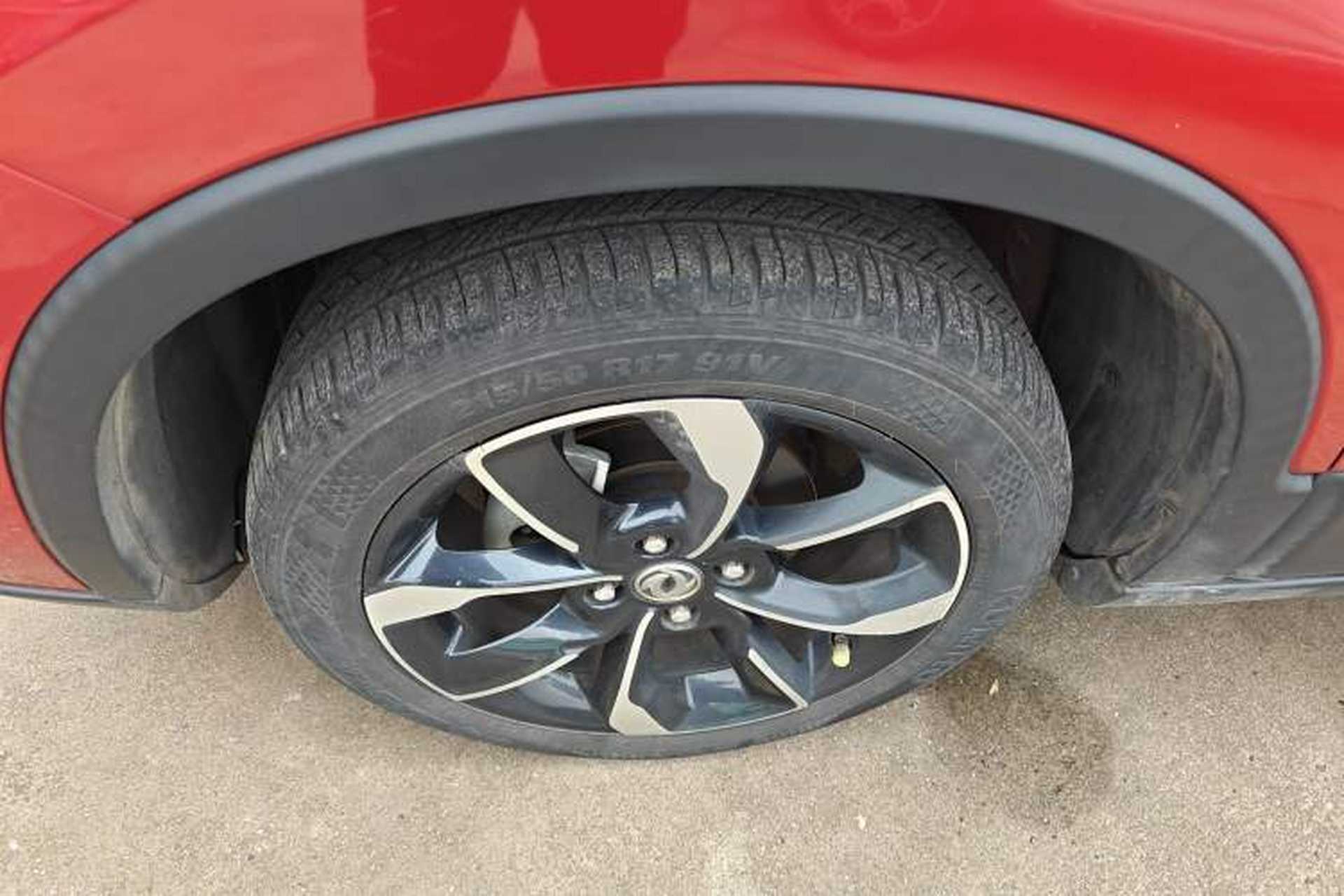 Used Dongfeng Aeolus AX4 2017 1.6L Manual Chao Yue Model Exterior 7