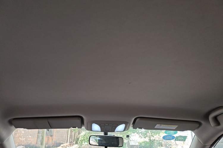 Used Dongfeng Aeolus AX4 2017 1.6L DCT Trendy Style Headliner