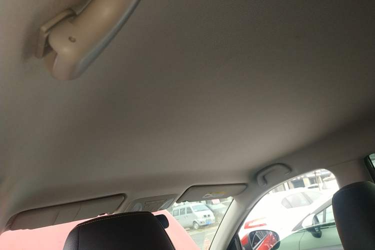 Used Dongfeng Aeolus AX4 2017 1.6L DCT Trendy Style Headliner