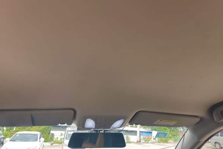 Used Dongfeng Aeolus AX4 2017 1.6L DCT Trendy Style Headliner