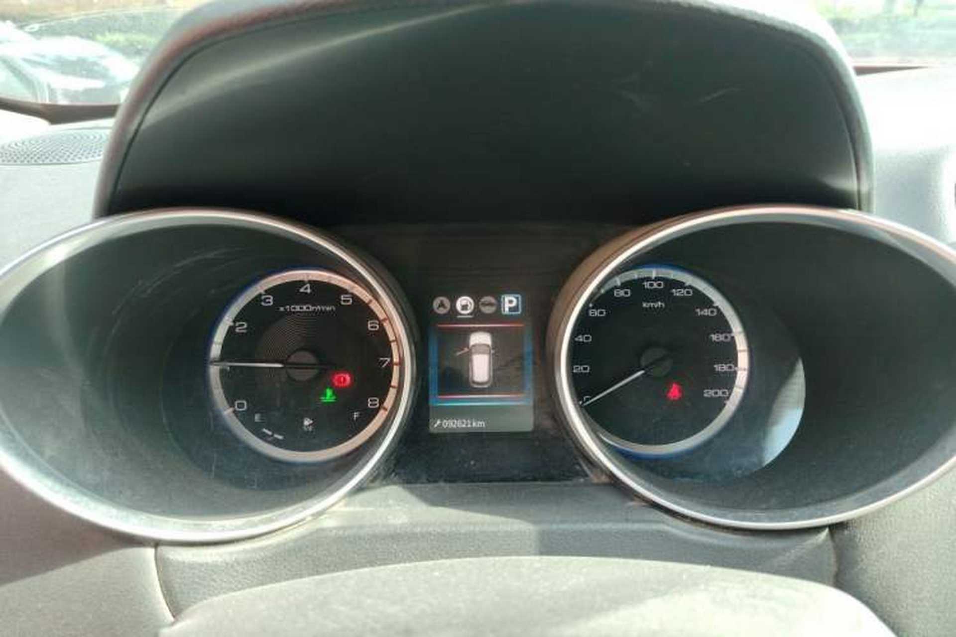 Used Dongfeng Aeolus AX4 2017 1.6L DCT Trendy Style Instrument Cluster