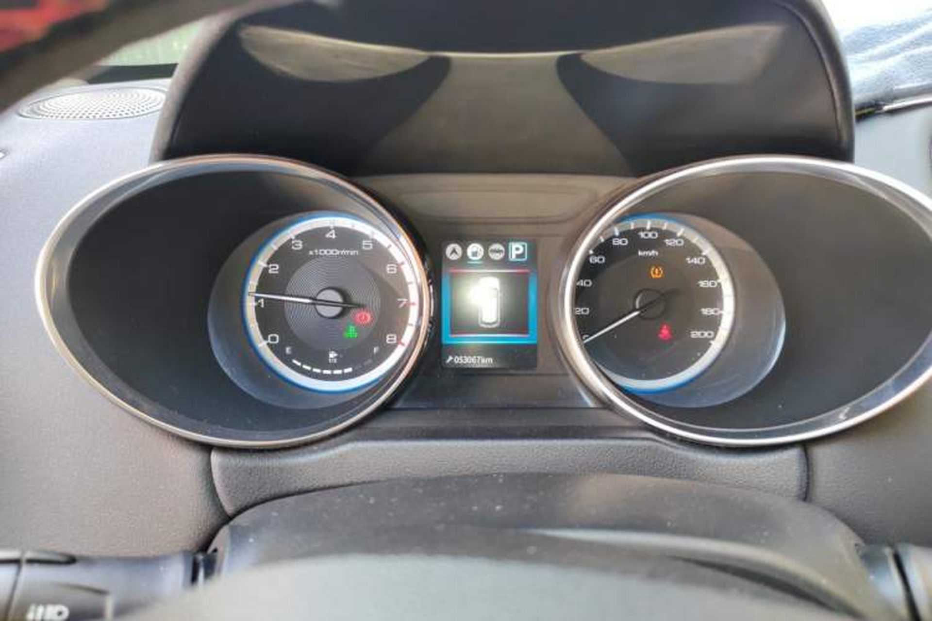 Used Dongfeng Aeolus AX4 2017 1.6L DCT Trendy Style Instrument Cluster