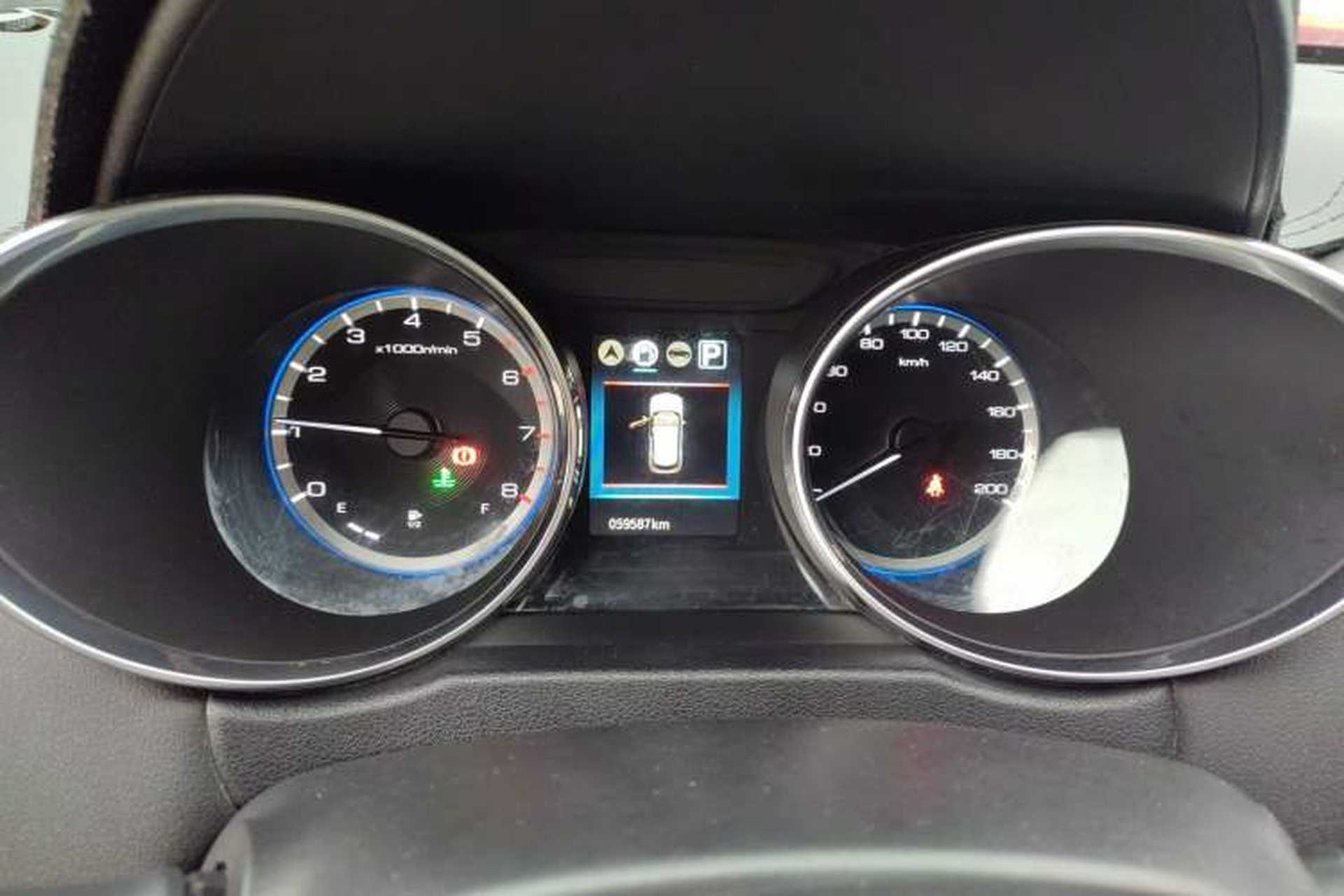 Used Dongfeng Aeolus AX4 2017 1.6L DCT Trendy Style Instrument Cluster