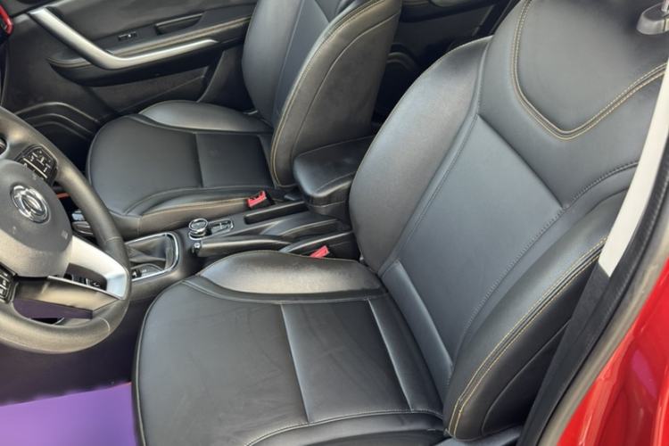 Used Dongfeng Aeolus AX4 2017 1.6L DCT Trendy Style Interior 4