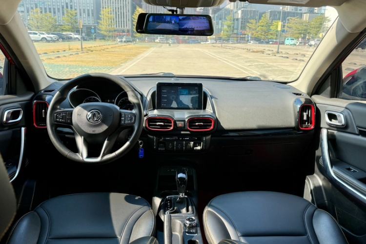 Used Dongfeng Aeolus AX4 2017 1.6L DCT Trendy Style Interior 5