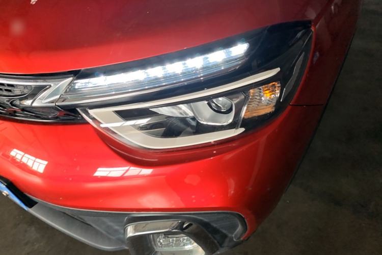 Used Dongfeng Aeolus AX4 2017 1.6L DCT Trendy Style Left Front Headlight