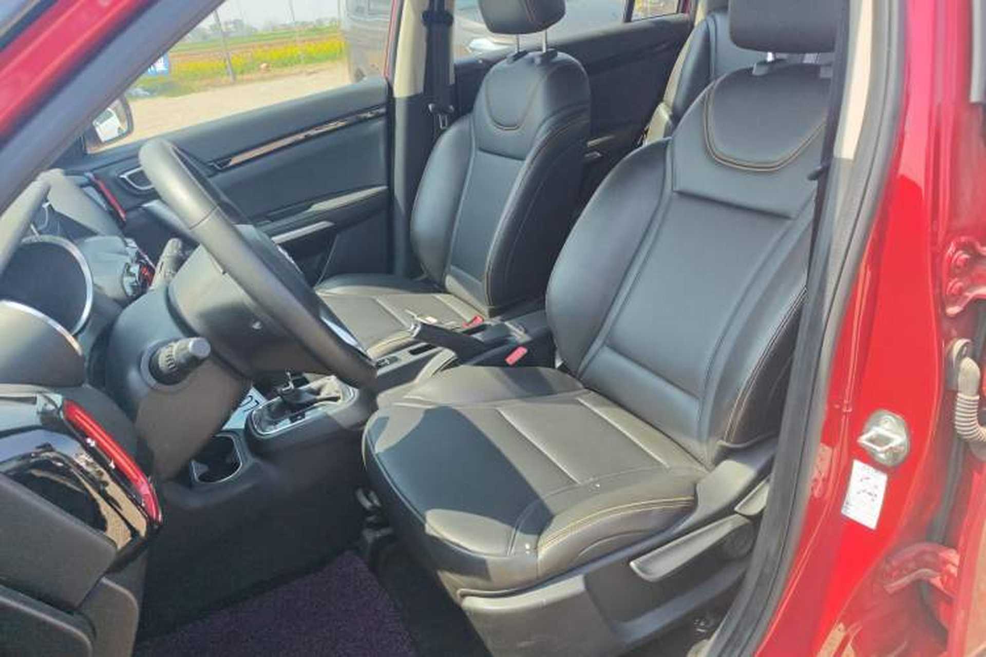 Used Dongfeng Aeolus AX4 2017 1.6L DCT Trendy Style Left Front Seat