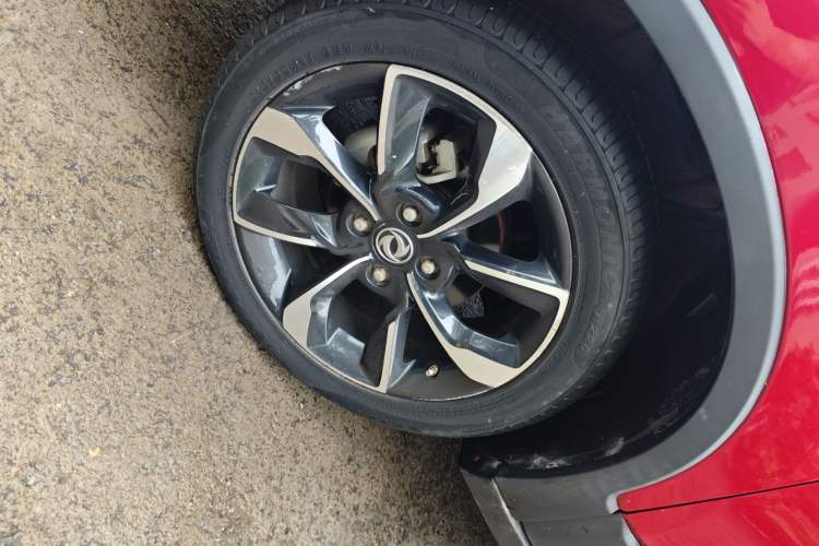 Used Dongfeng Aeolus AX4 2017 1.6L DCT Trendy Style Left Front Wheel Hub