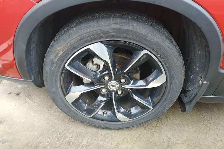 Used Dongfeng Aeolus AX4 2017 1.6L DCT Trendy Style Left Front Wheel Hub