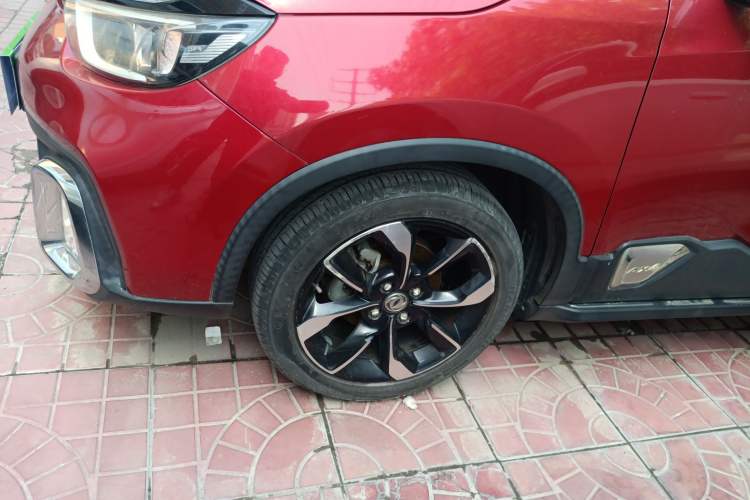Used Dongfeng Aeolus AX4 2017 1.6L DCT Trendy Style Left Front Wheel Hub
