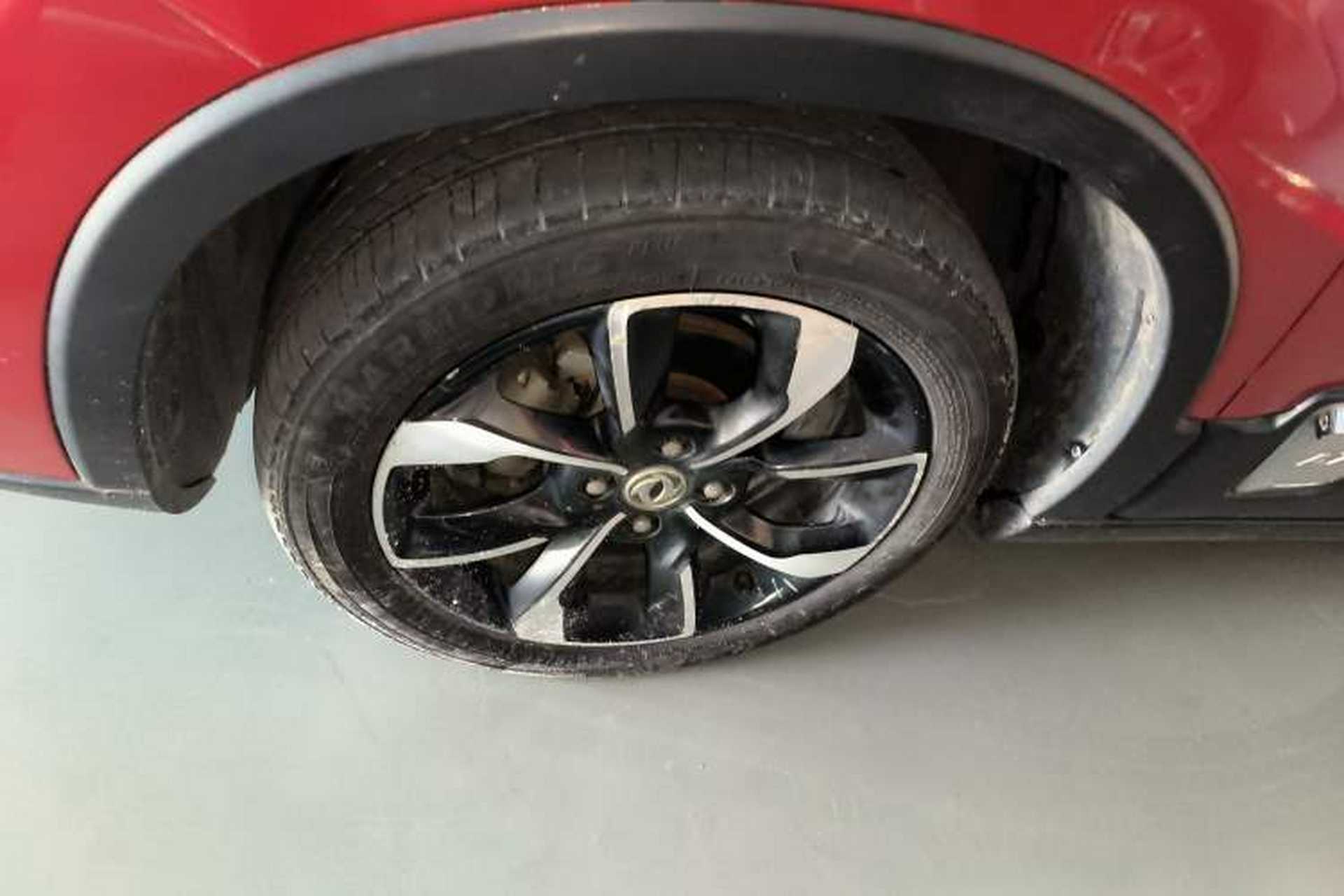 Used Dongfeng Aeolus AX4 2017 1.4T DCT Trendy & Stylish Model Left Front Wheel Hub