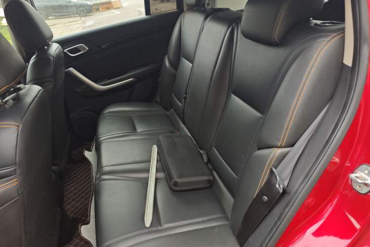 Used Dongfeng Aeolus AX4 2017 1.6L DCT Trendy Style Left Rear Seat