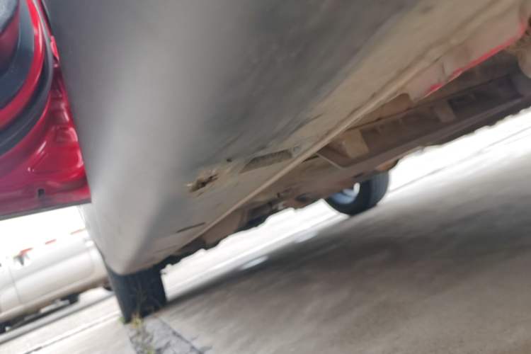 Used Dongfeng Aeolus AX4 2017 1.6L DCT Trendy Style Left Side Sill