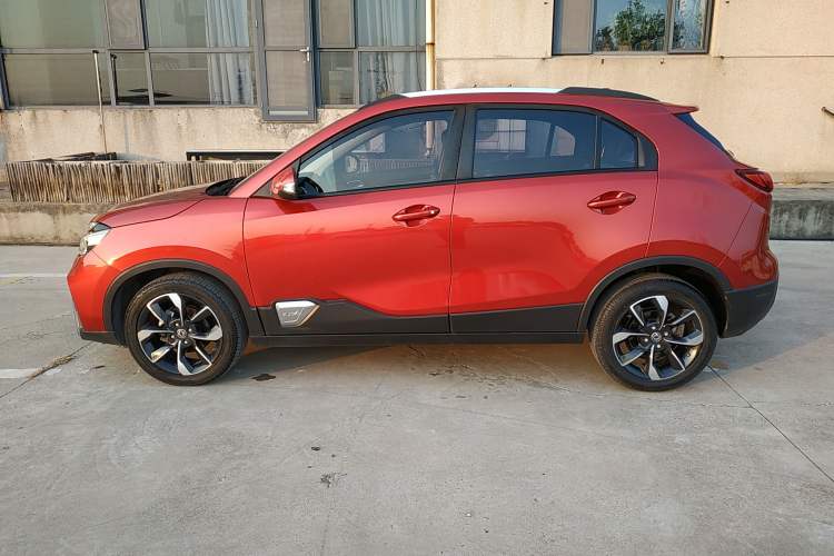 Used Dongfeng Aeolus AX4 2017 1.6L DCT Trendy Style Left Side