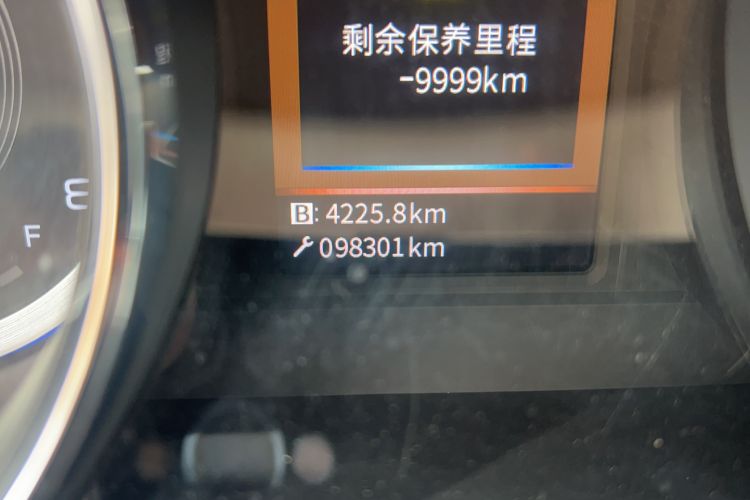 Used Dongfeng Aeolus AX4 2017 1.6L DCT Trendy Style Odometer Close Up