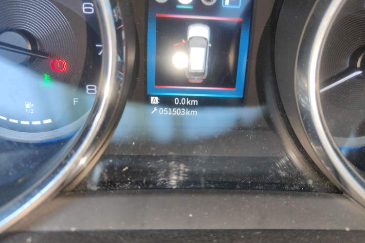 Used Dongfeng Aeolus AX4 2017 1.4T DCT Trendy Edition Odometer Close Up