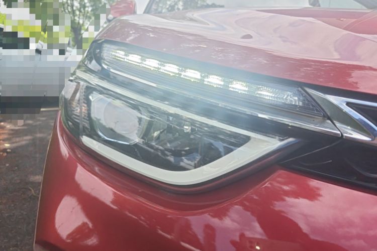 Used Dongfeng Aeolus AX4 2017 1.6L DCT Trendy Style Right Front Headlight
