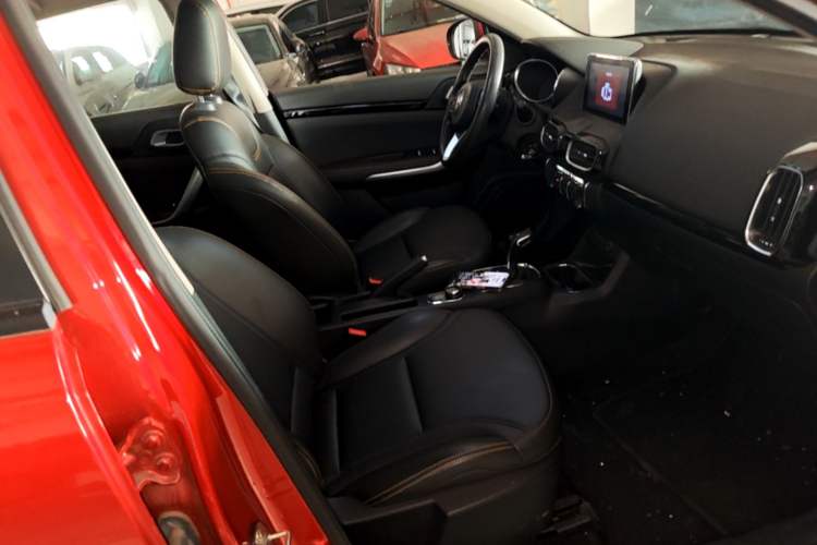 Used Dongfeng Aeolus AX4 2017 1.6L DCT Trendy Style Right Front Seat