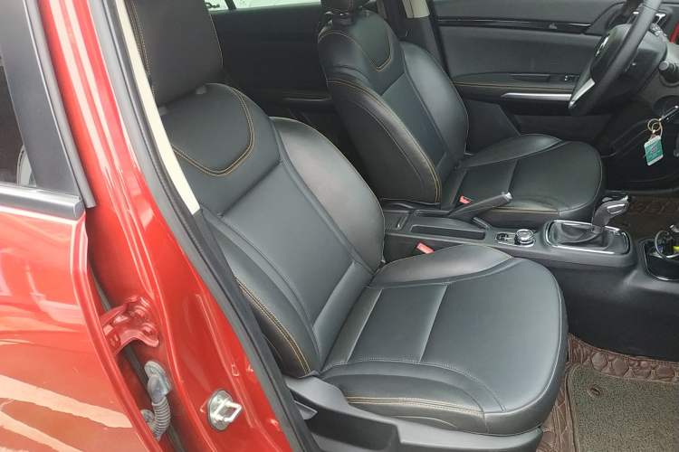 Used Dongfeng Aeolus AX4 2017 1.6L DCT Trendy Style Right Front Seat