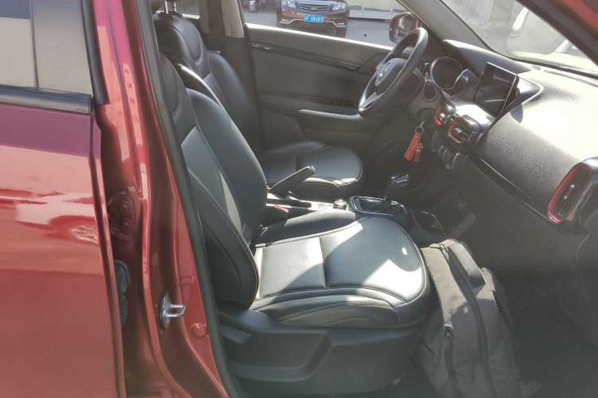 Used Dongfeng Aeolus AX4 2017 1.6L DCT Trendy Style Right Front Seat