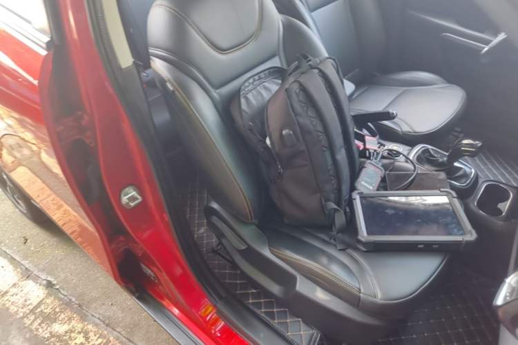 Used Dongfeng Aeolus AX4 2017 1.6L DCT Trendy Style Right Front Seat