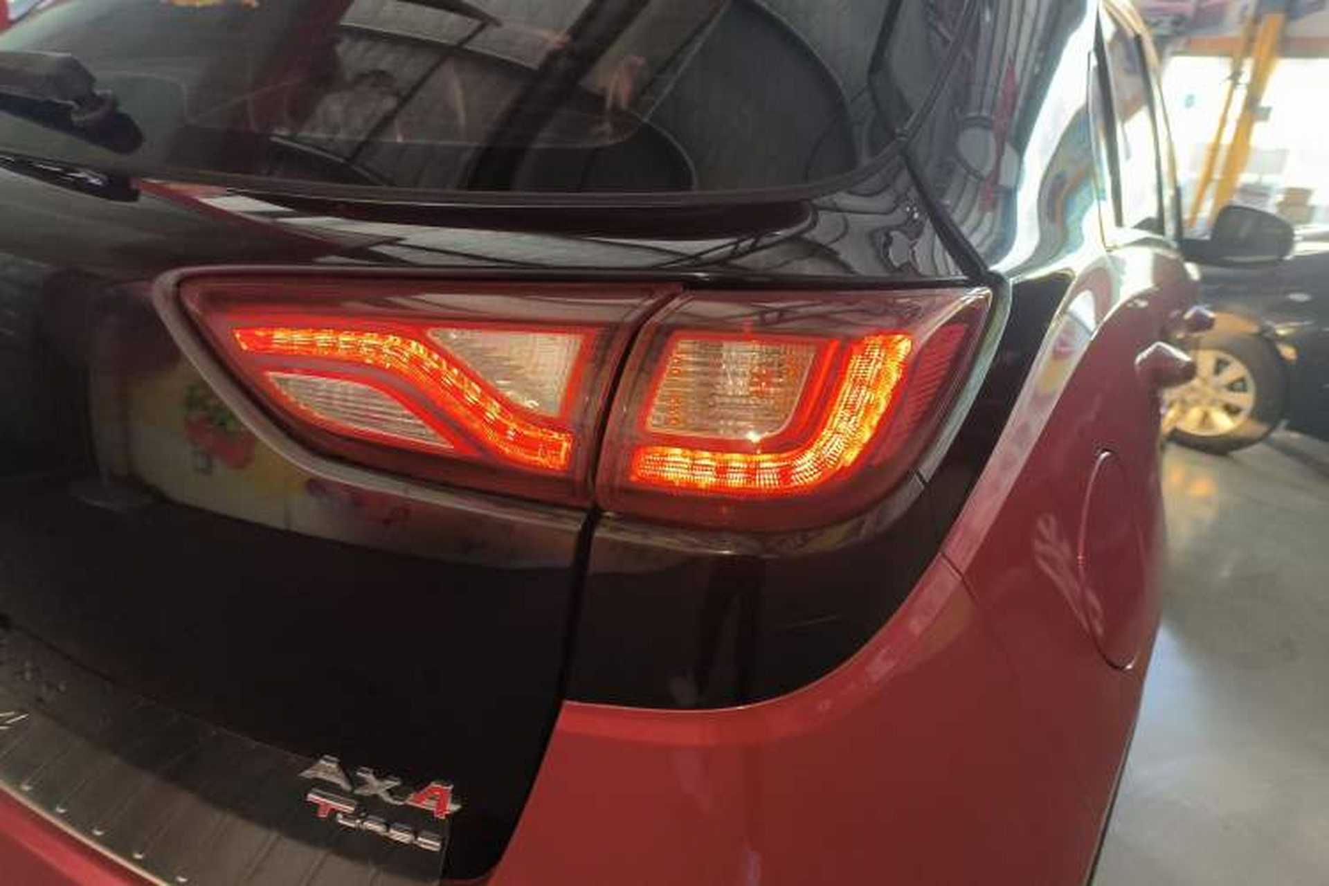 Used Dongfeng Aeolus AX4 2017 1.4T DCT Trendy & Stylish Model Right Rear Taillight