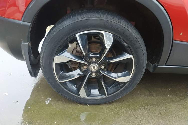 Used Dongfeng Aeolus AX4 2017 1.6L DCT Trendy Style Right Rear Wheel Hub