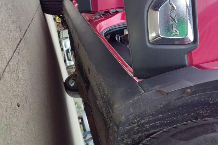 Used Dongfeng Aeolus AX4 2017 1.6L DCT Trendy Style Right Side Sill