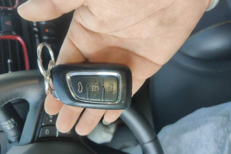 Used Dongfeng Aeolus AX4 2017 1.4T DCT Trendy Edition Vehicle Key