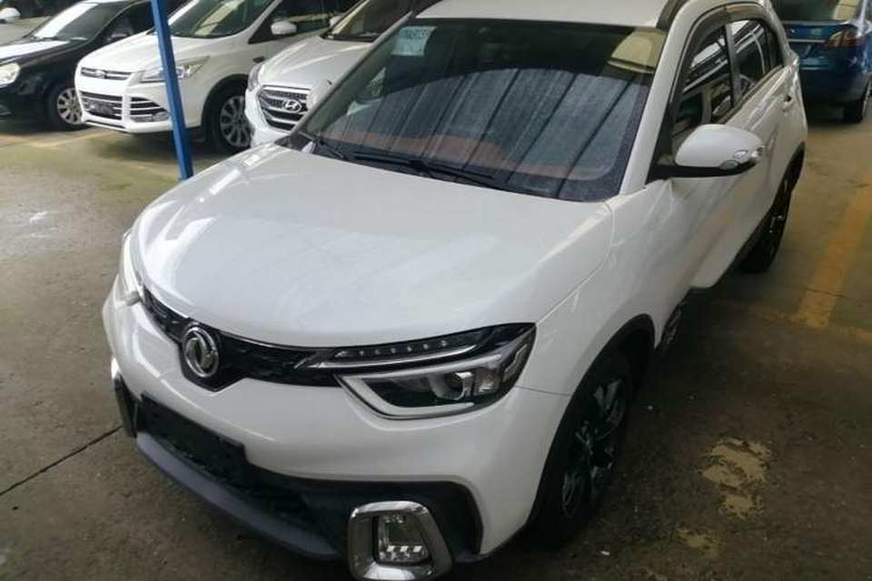 Dongfeng Aeolus AX4 2017