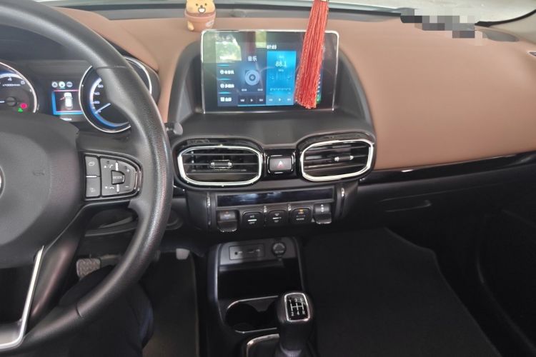 Used Dongfeng Aeolus AX4 2017 1.6L Manual ChaoShang Model Audio And AC Panel